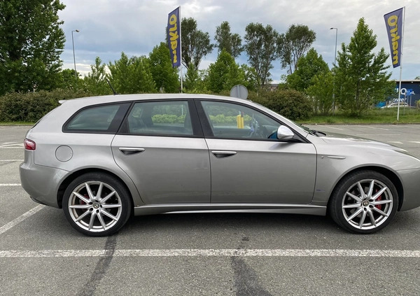 Alfa Romeo 159 cena 19399 przebieg: 240961, rok produkcji 2009 z Częstochowa małe 379